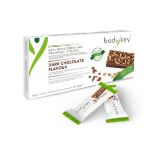 bodykey by Nutrilite™ Maisto pakaitalo batonėlis „Juodas šokoladas”